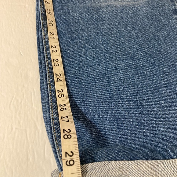 NWT FASHION NOVA Women’s Plus Size 18 Distressed High Rise Jeans Medium Wash - Picture 13 of 16